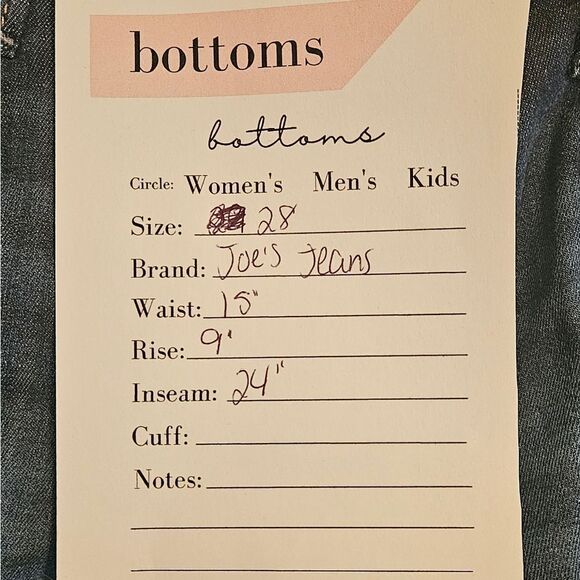 Joe's "Jackie" Cropped Jeans. Medium Blue Wash 28 - Picture 5 of 9